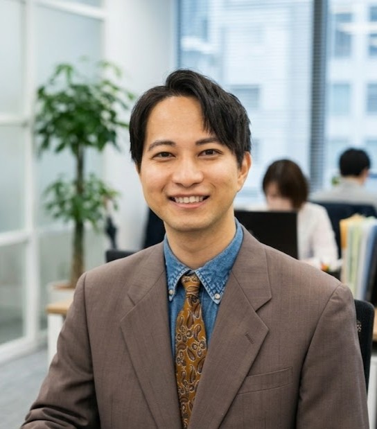 小牧健也